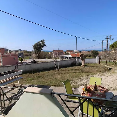 Natasa's Agios Ioannis Karousades بيت للعطل *