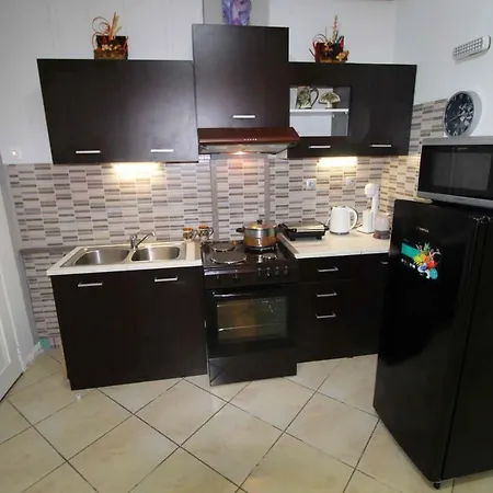 Natasa's Agios Ioannis Karousades Holiday home